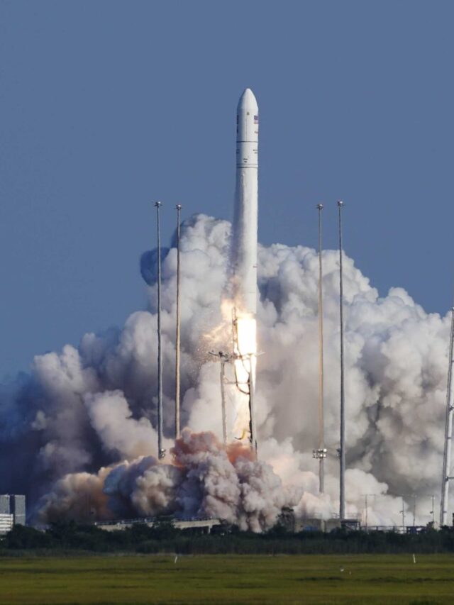 Spacestationmoon